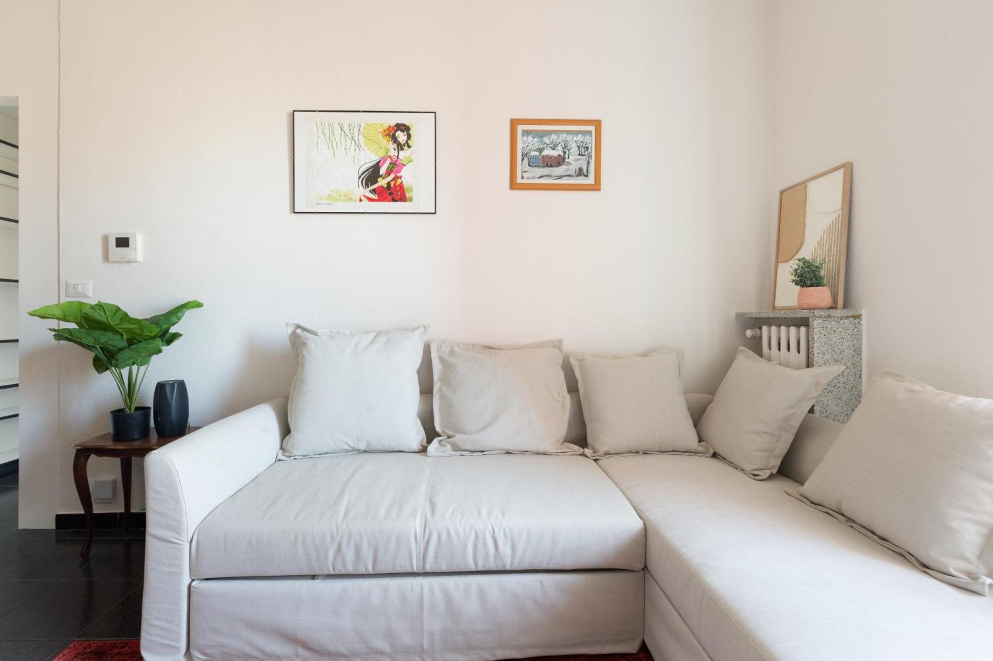 Corvetto M3 - Comfy Apt. With Balcony!